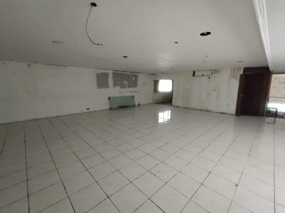 DIJUAL GUDANG JALAN DANAU SUNTER BARAT BLOK A3 LUAS BANGUNAN 1,200 M2
