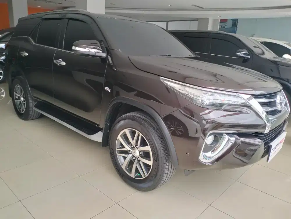 FORTUNER 2,7 SRZ BENSIN AUTOMATIC THN 2017