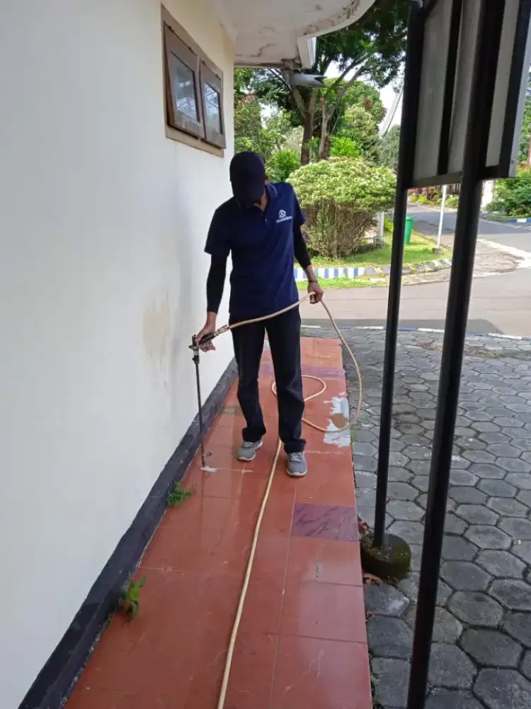 Jasa anti rayap bergaransi