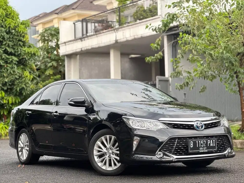 TOYOTA CAMRY V 2.5 HYBRID AT 2017 HITAM ISTIMEWA FULLSET PAJK PNJANG