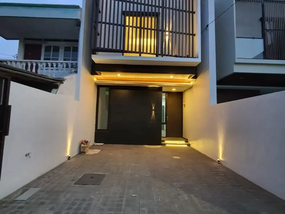 Rumah 2 Lantai Siap Huni Modern Minimalis Baruk Utara Surabaya