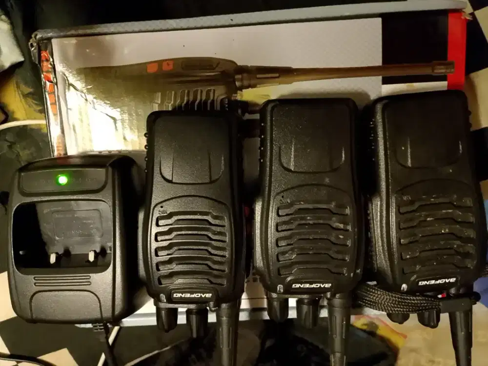 HT baofeng 3 unit