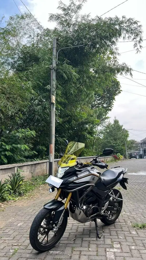 CB150X 2022 Low KM Bagus