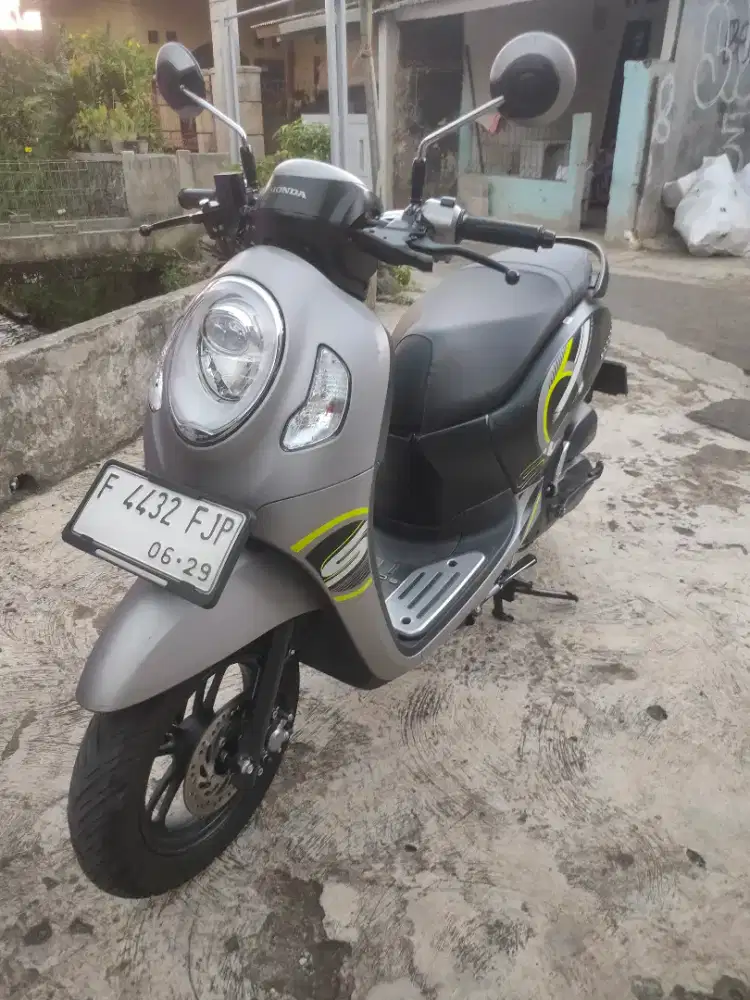 SCOOPY NEW 2023