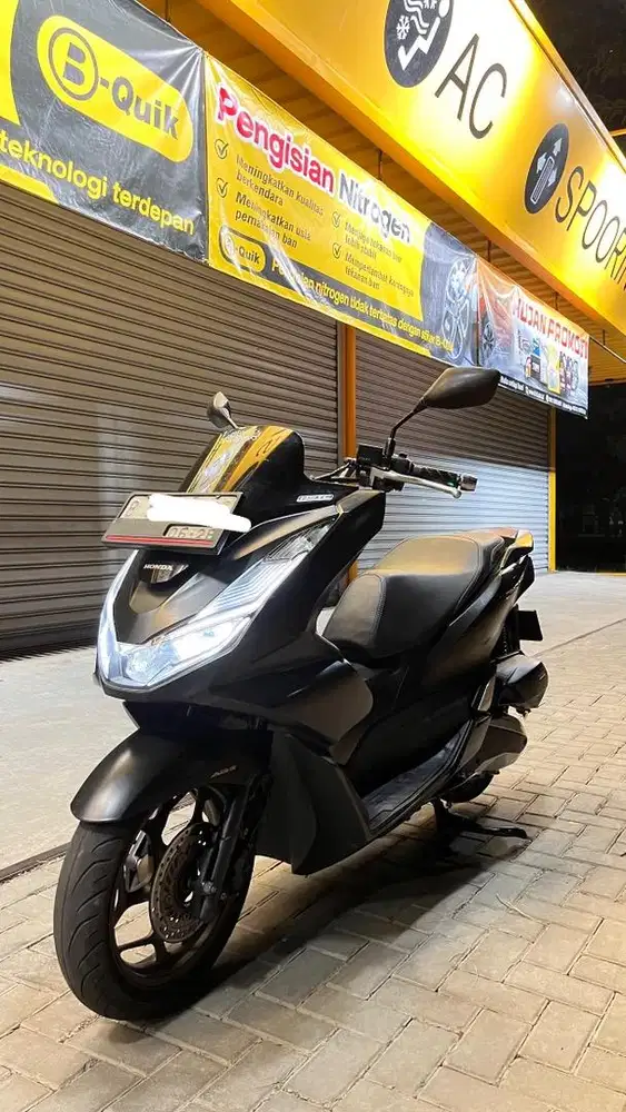 Honda PCX 160 ABS HITAM DOFF
