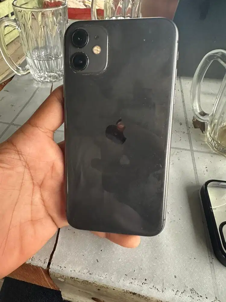 IPHONE 11 / 64 gb