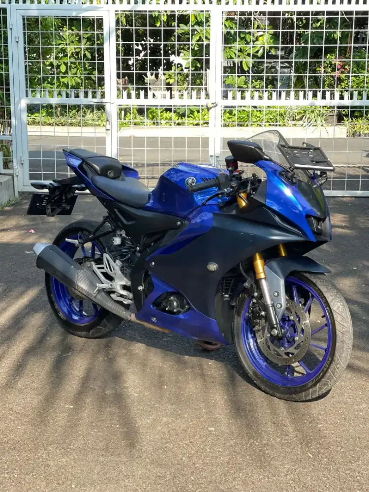 DP 0 Rupiah Yamaha R15 V4 Connected 2022