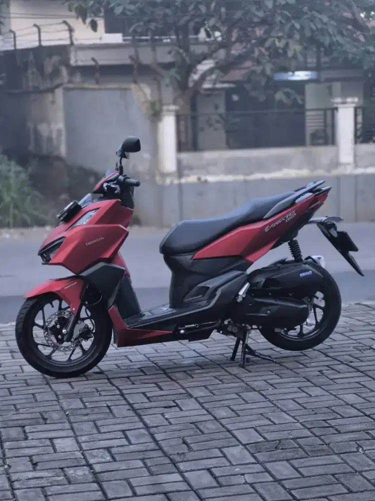 HONDA VARIO 160 CBS 2023 KM 17RB DP CUKUP 1.5JT AJA
