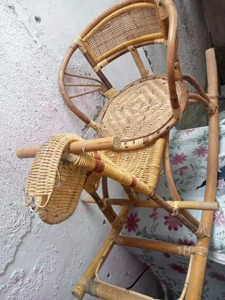 Mainan kuda kudaan rotan anak