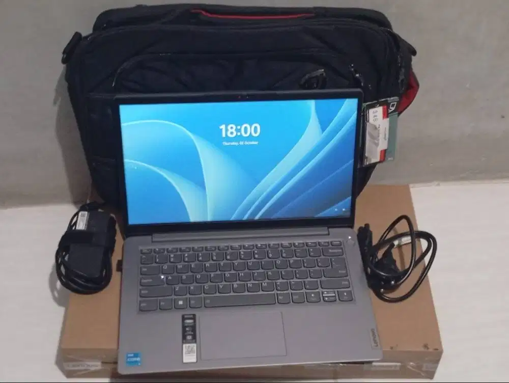 Lenovo IdeaPad Slim 3 14IAU7 core i3 gen 1215 Garansi ON