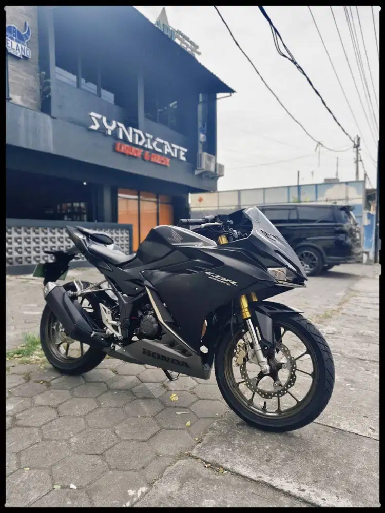 Honda CBR 150R Tahun 2023