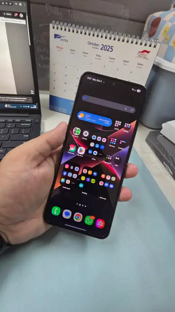 Samsung Z Flip 4, SEIN