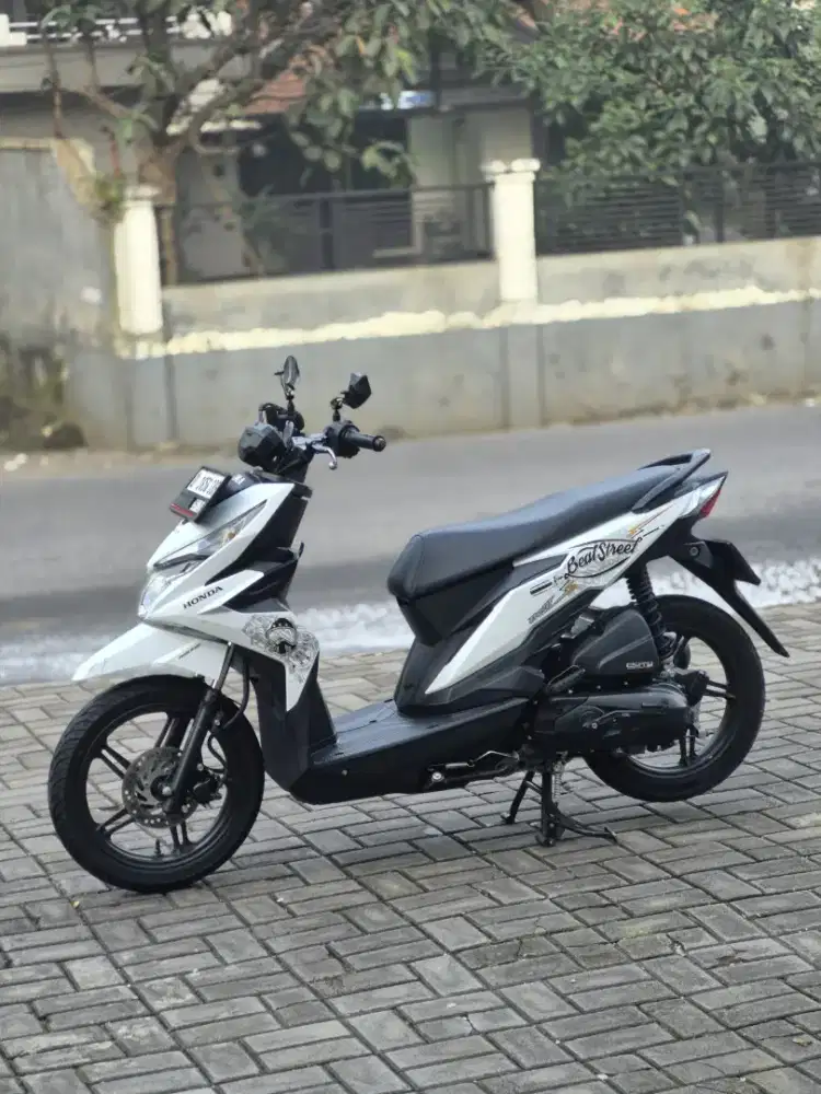 HONDA BEAT STREET 2018 MULUS DP BISA 1JT