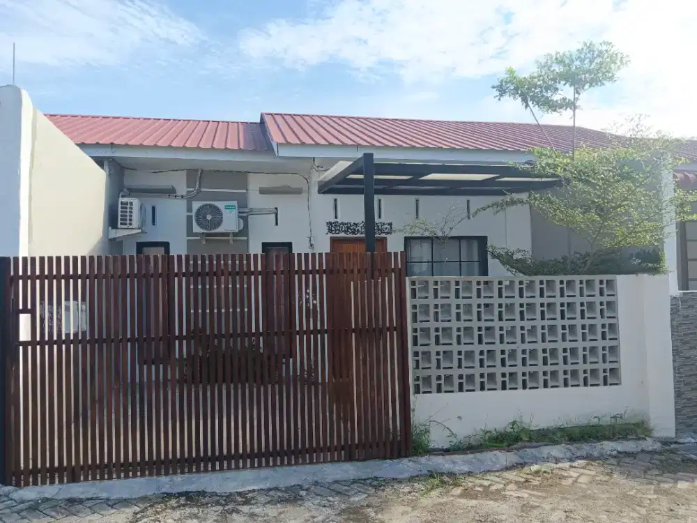 Dijual rumah baru beserta seluruh isinya