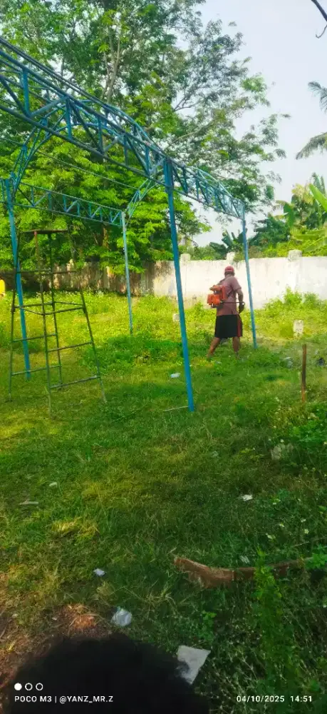 JASA POTONG RUMPUT