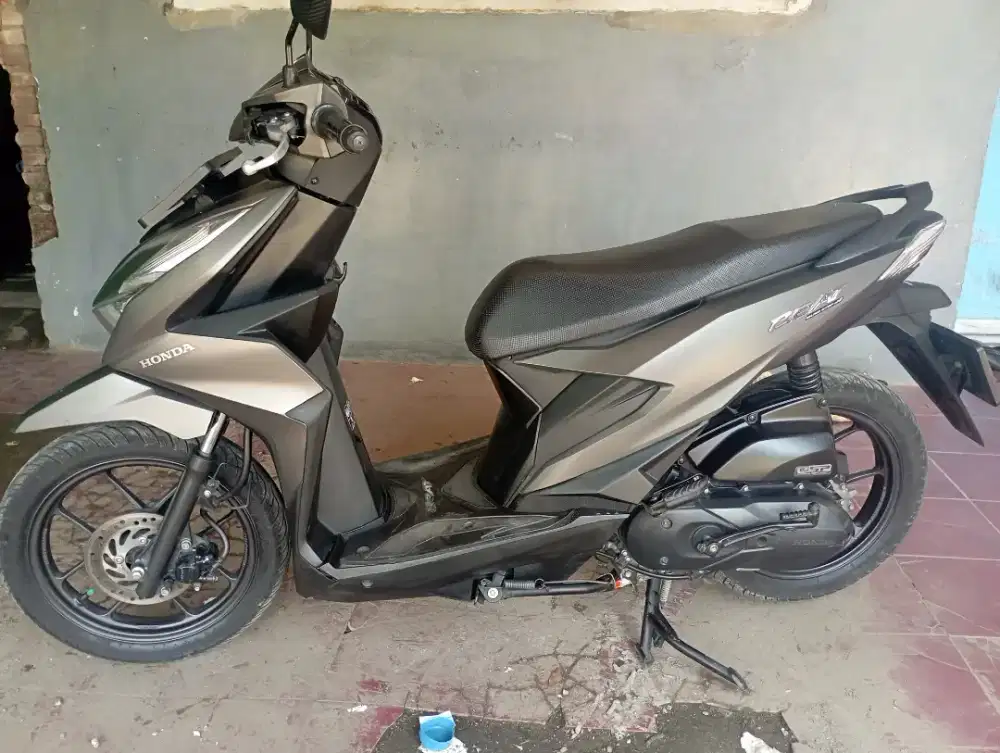 HONDA BEAT 2023 AKHIR CBS ISS DELUXE