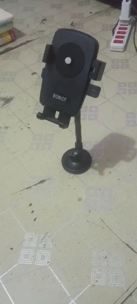 Holder buat di mobil merek robot baru pakai 1 bln