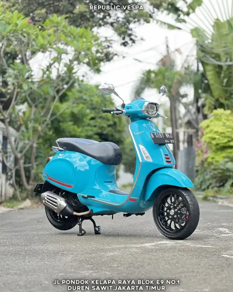 DIJUAL VESPA SPRINT S 150 IGET ABS LED THN 2022 PERFECT CONDITION