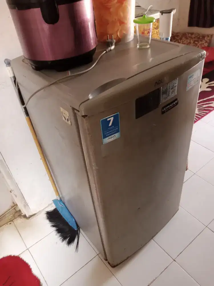 Chest freezer AQUA
