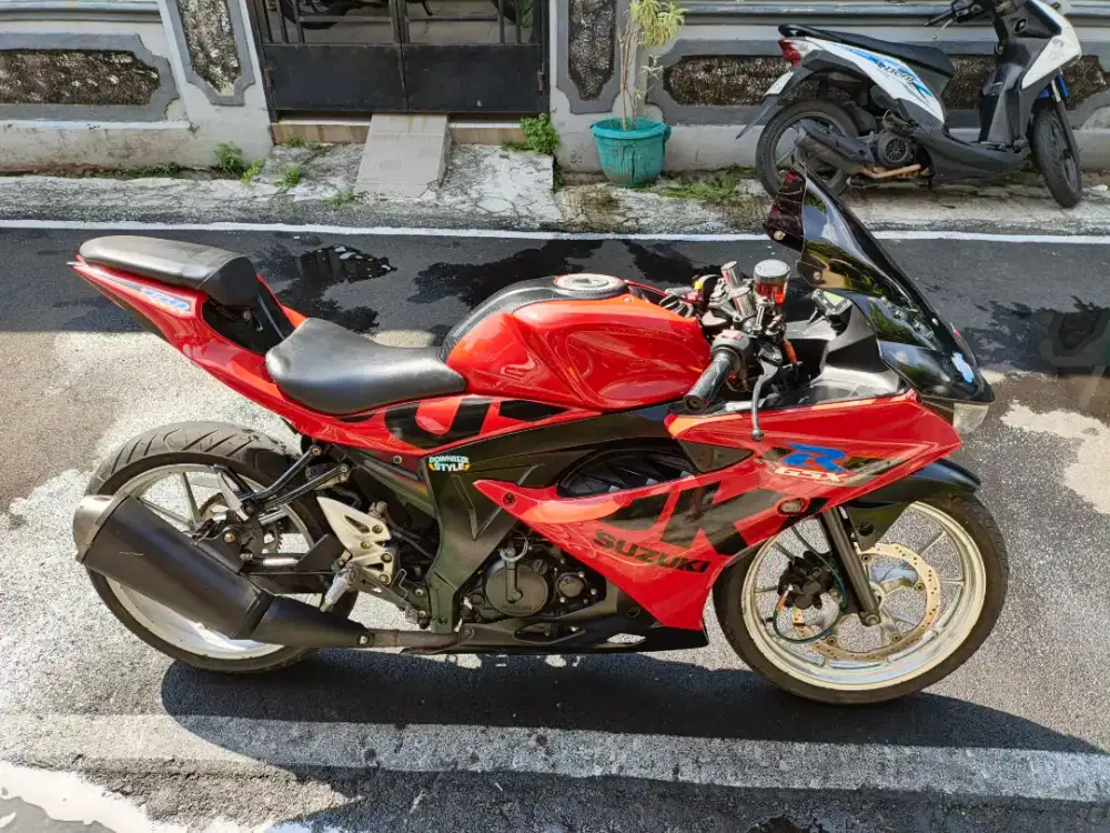 Suzuki GSX r 150