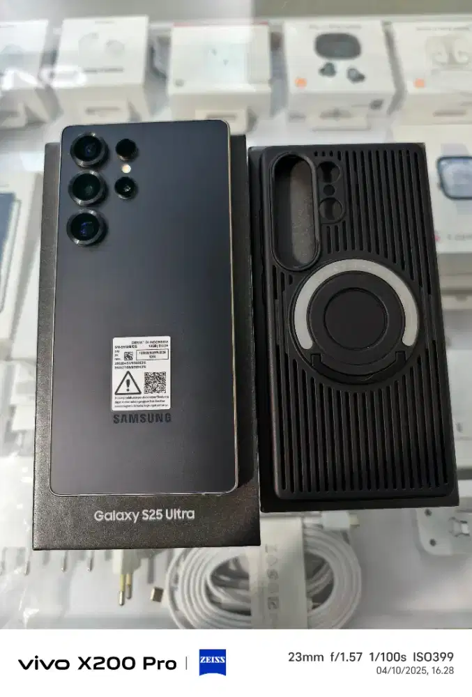 Samsung S25 Ultra 1 Bulan Pakai (512Gb) Fullset Original Like New