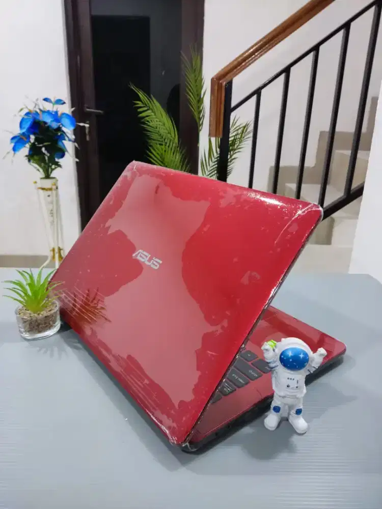 Laptop ASUS VIVOBOOK X442URR RAM 8GB SSD 512GB DUAL VGA NVIDIA