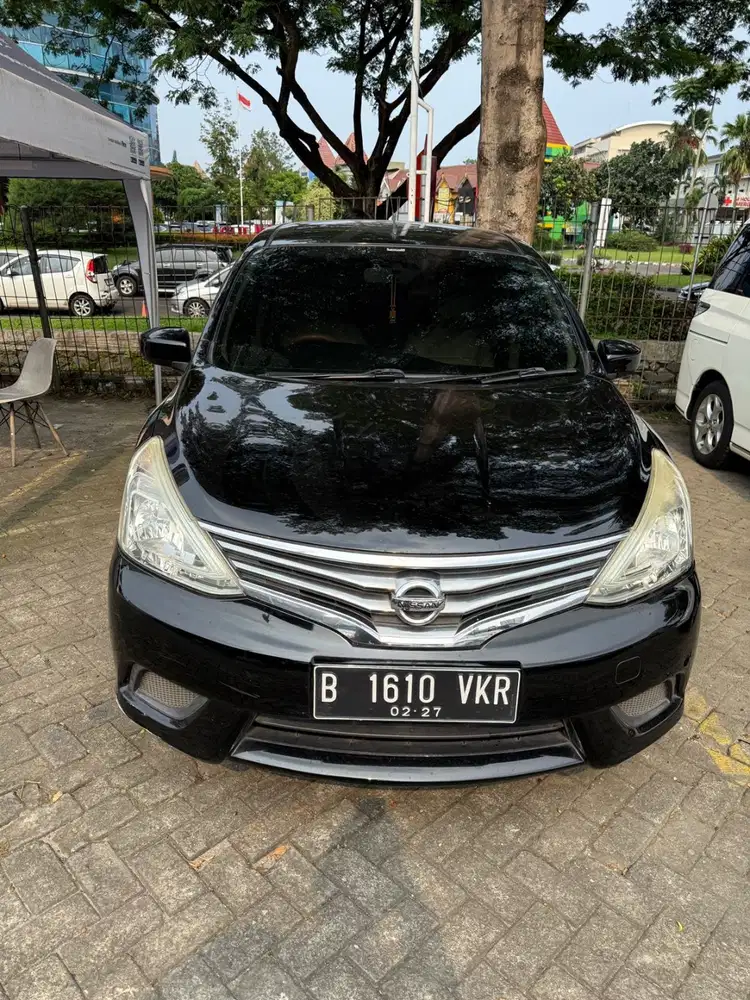 2016 Nissan Grand Livina 1.5 SV MT  Kilometer 143 ribuan 1st Hand