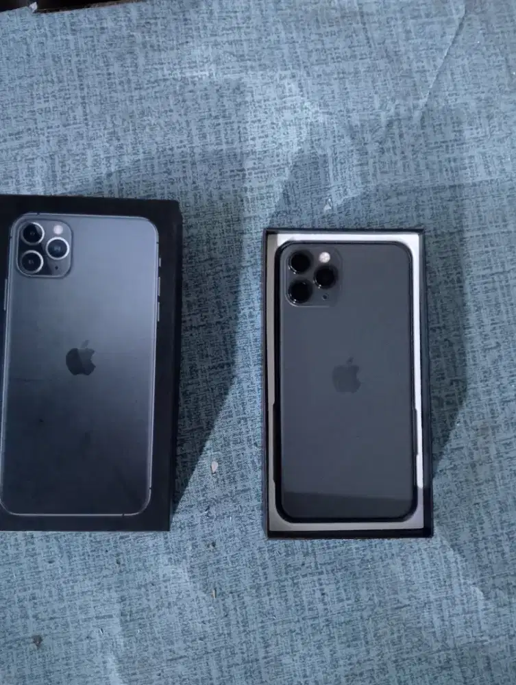 Iphone 11 pro max 256gb number one LTE