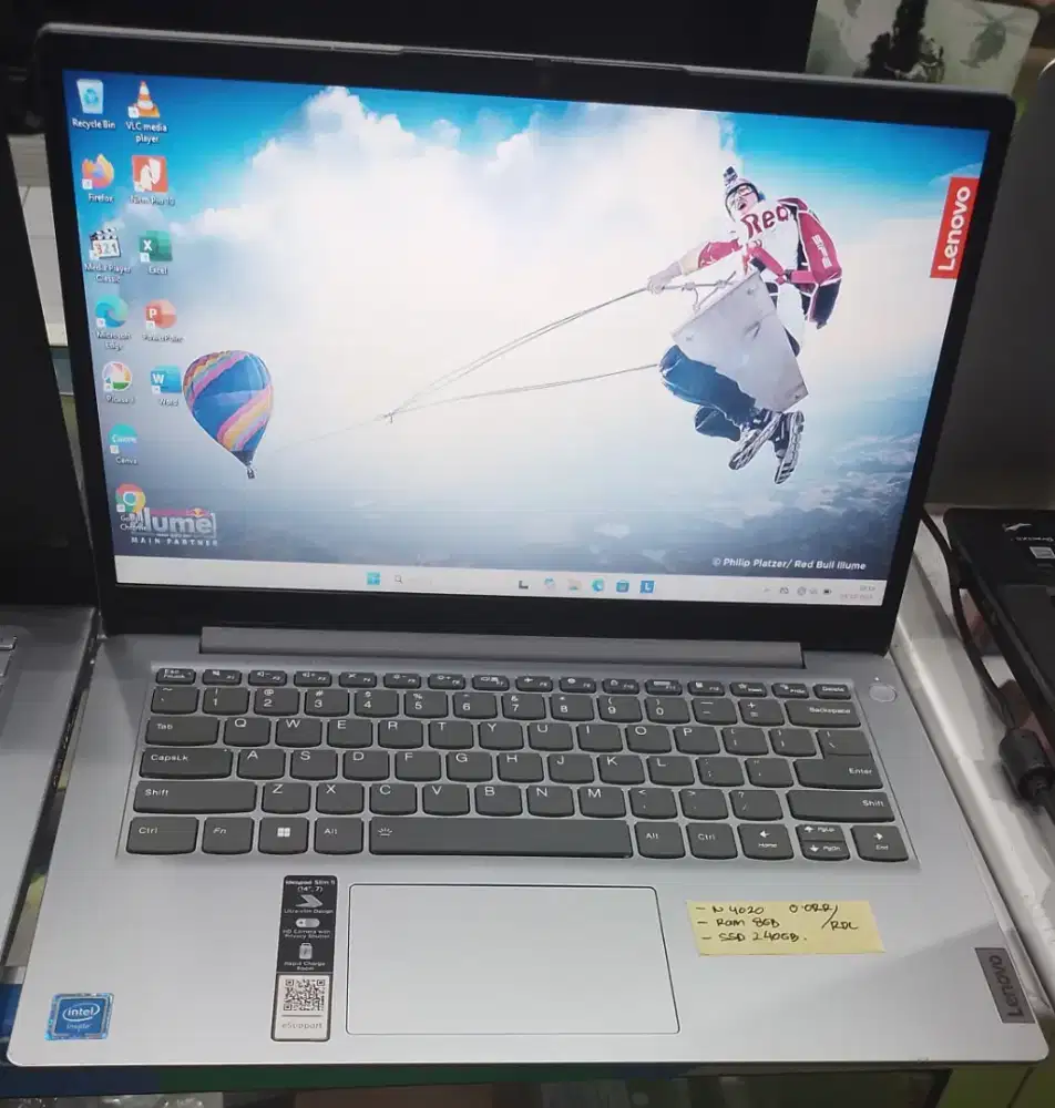 Laptop Lenovo ideapad Slim 1