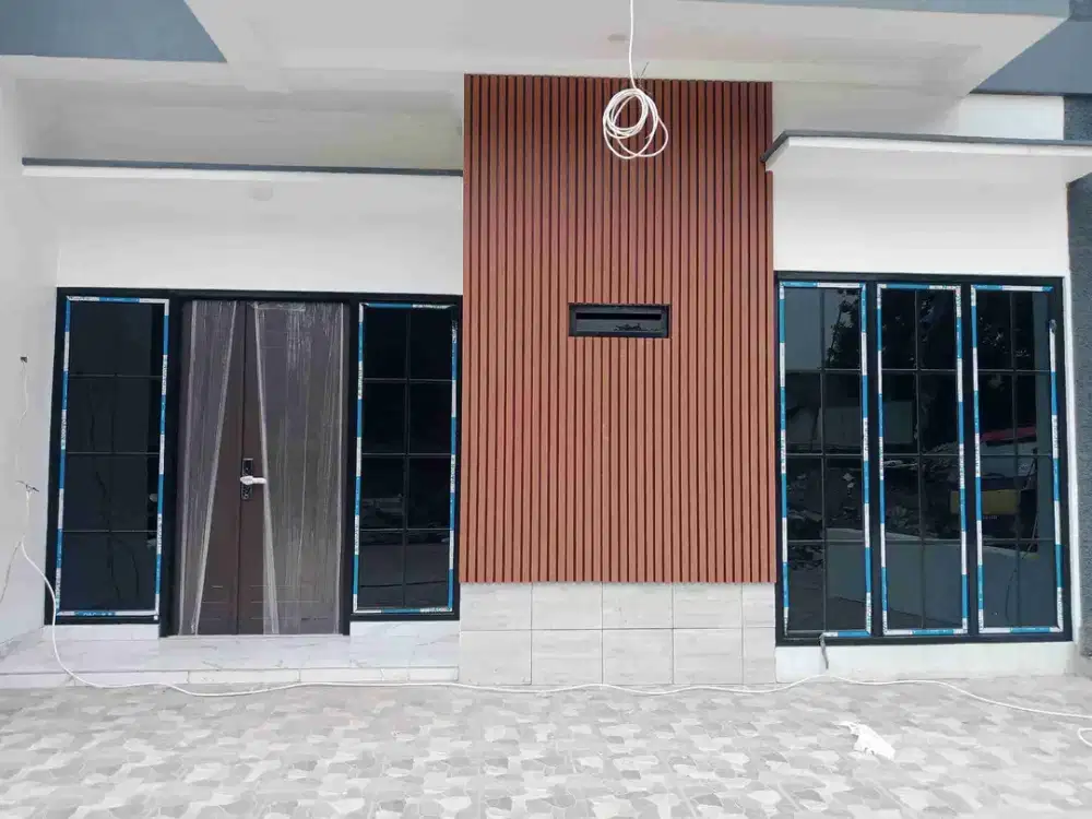 Rumah cakep 2lantai keamanan 24jam lokasi premium dekat pintu tol setu cipayung