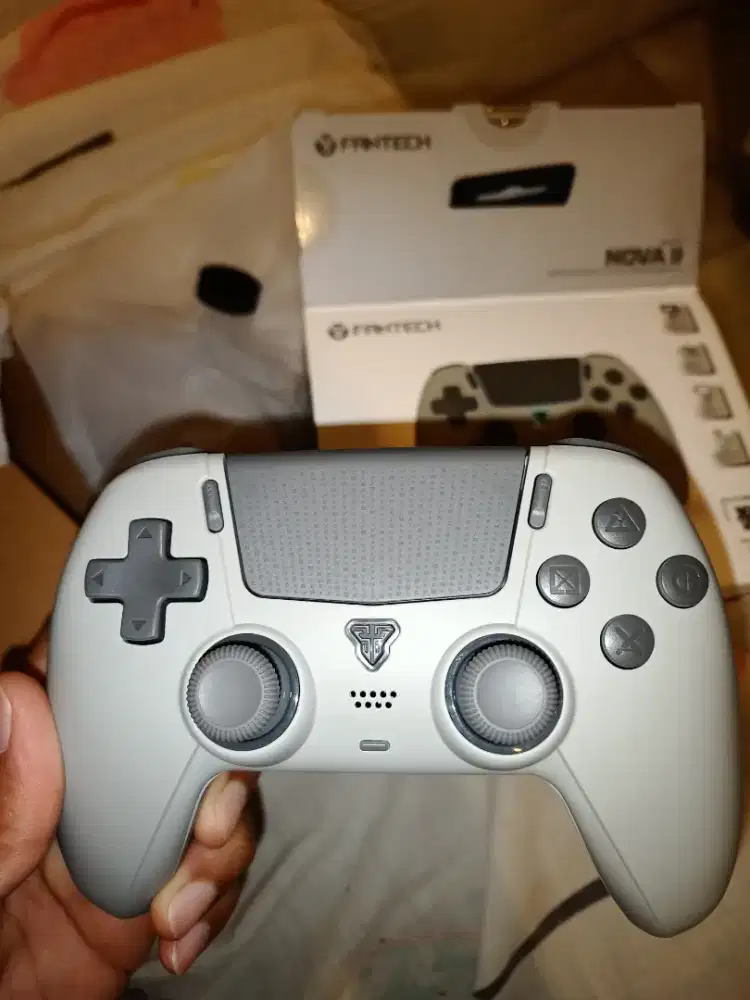 Stik Gamepad Fantech Nova II Grey