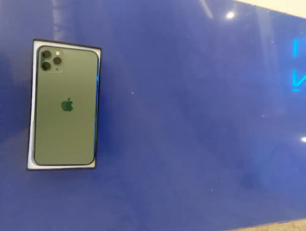 Iphone 11 pro max 256gb lebih new
