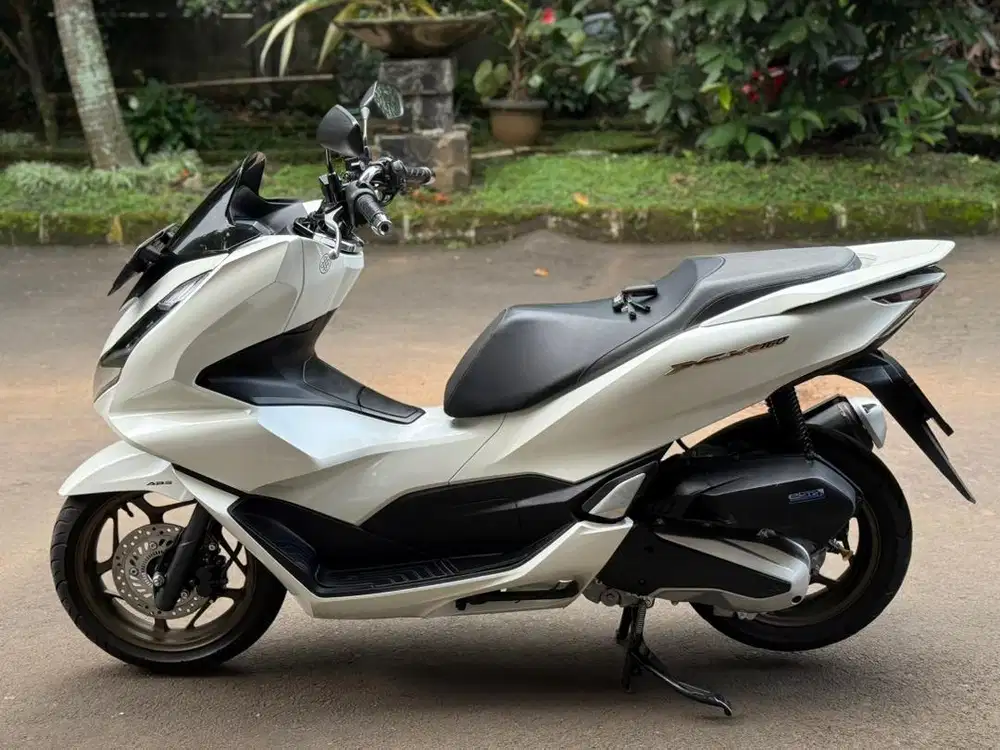 Honda PCX 160 ABS Thn 2023 Putih Mulus