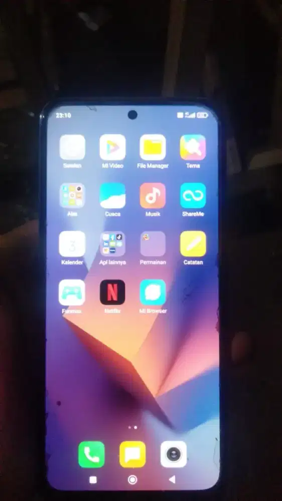 xiomi note 10 ram 4/64 orian layar amoled jos