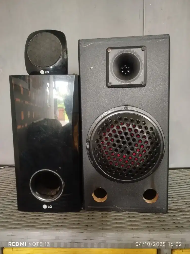 Speaker aktif karaoke