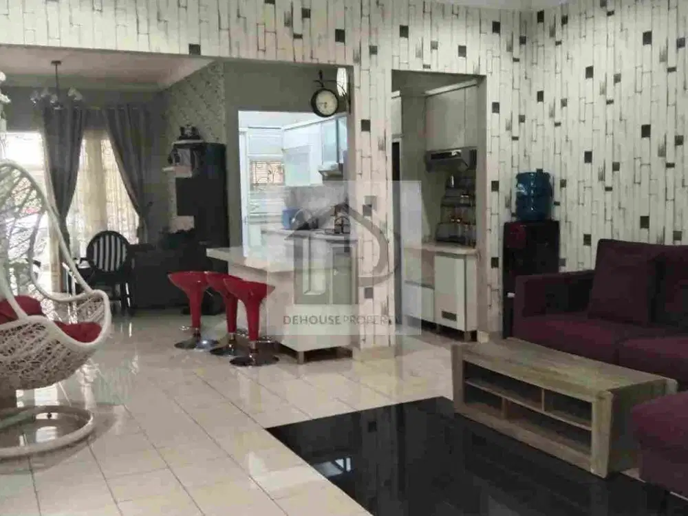 Rumah cantik luas 144 m2 siap Huni di Kota Wisata Cibubur strategis