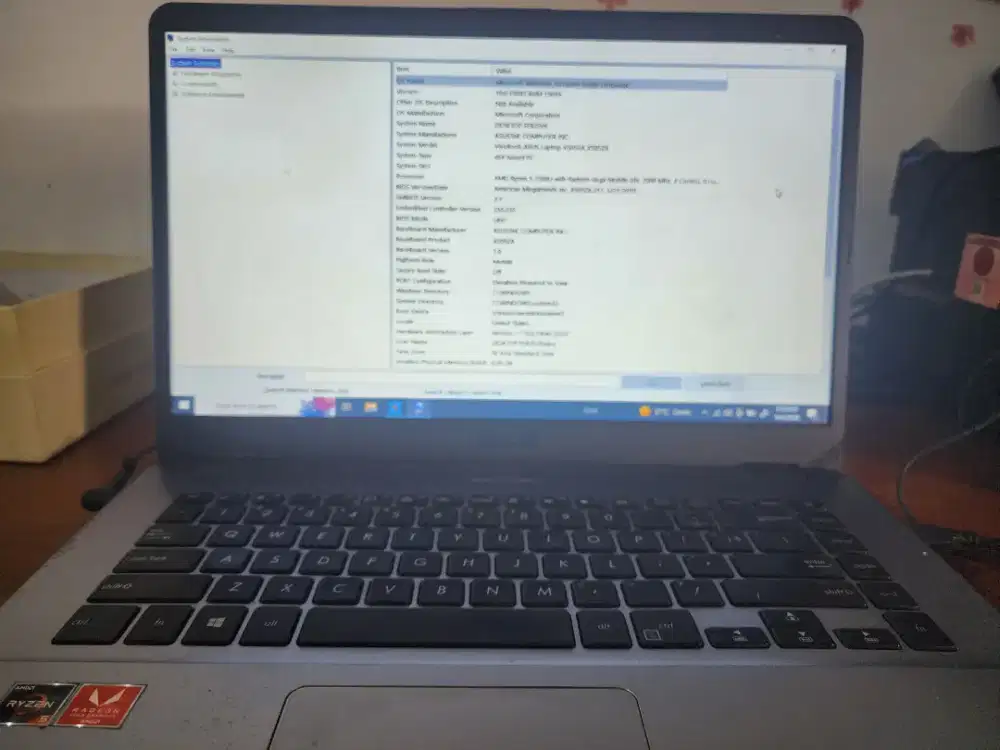 Laptop asus vivobook