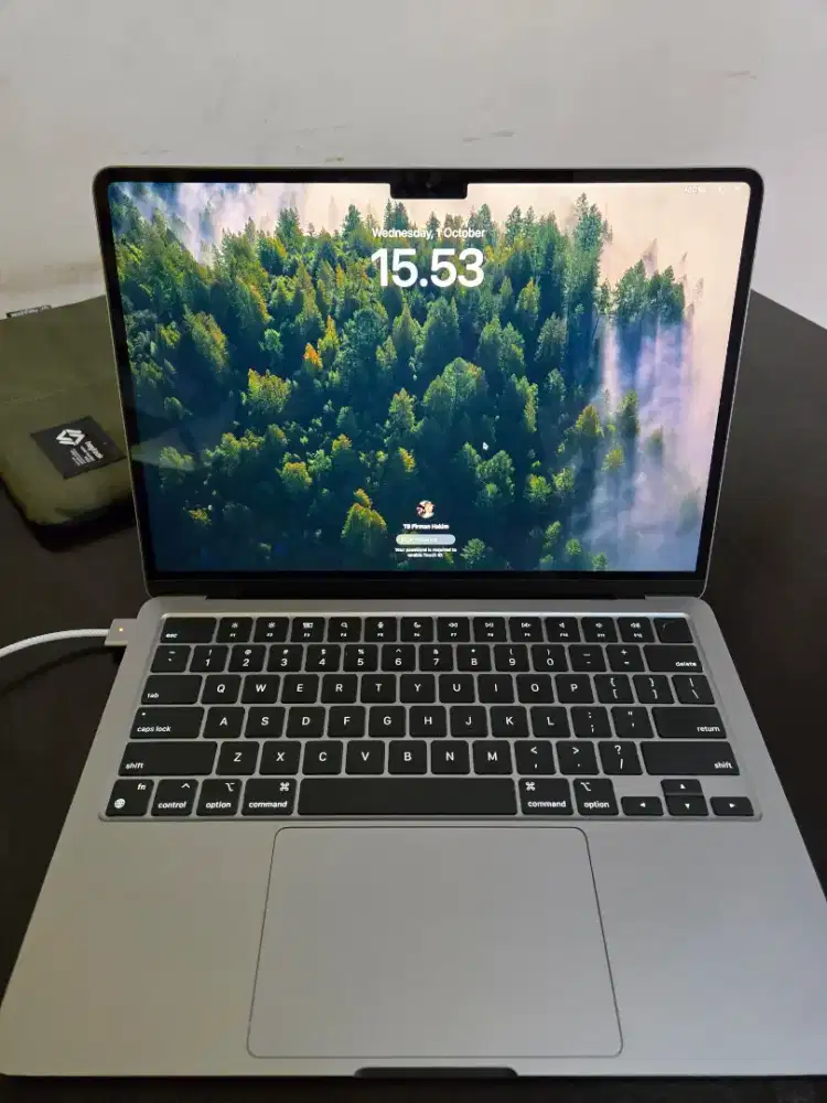 macbook air m2 8/256