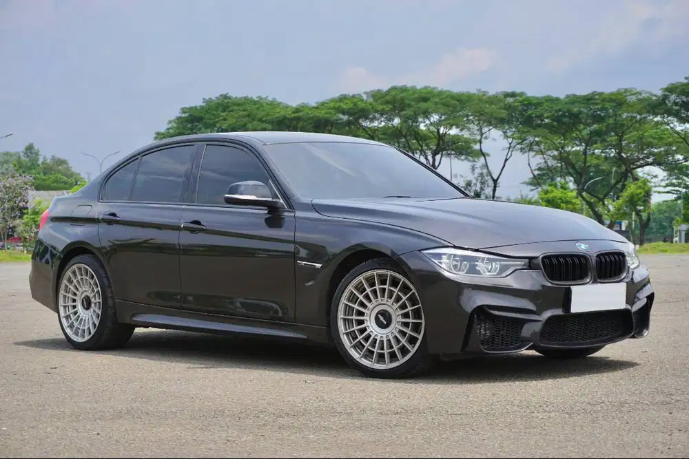 BMW 320i F30 Sport MPerformance B48 Facelift LCI 2016