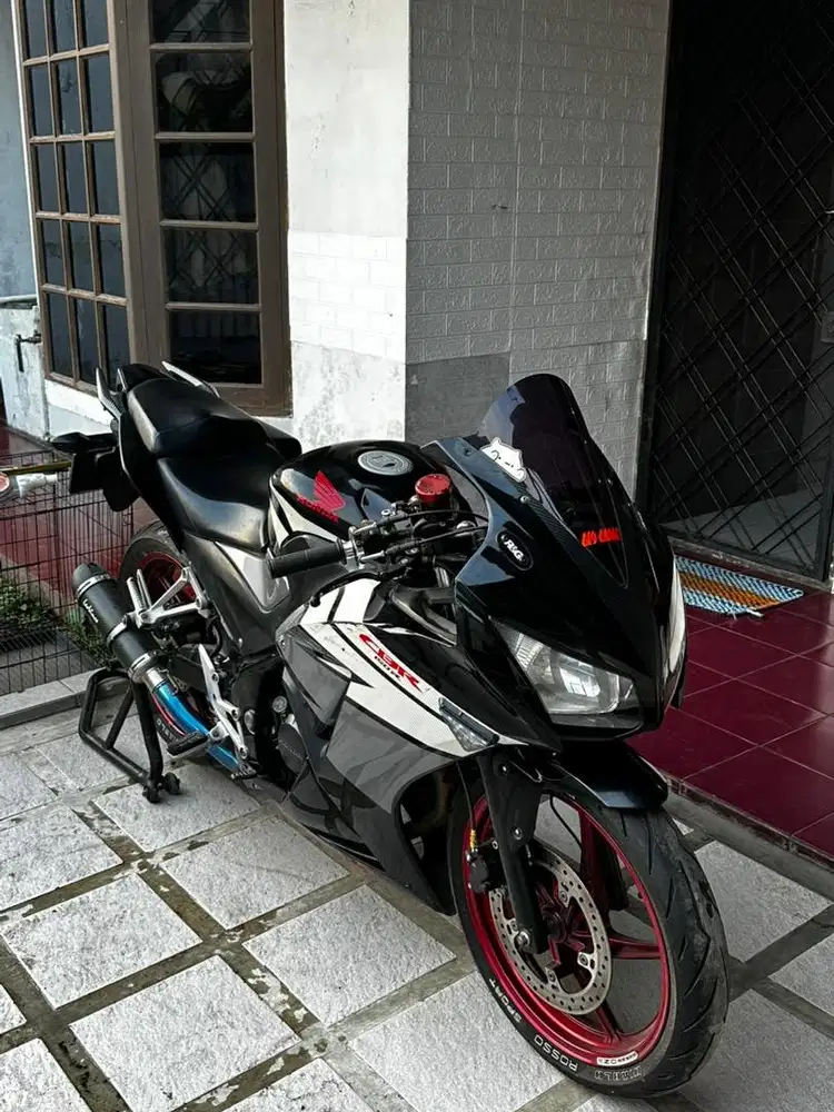 CBR 150 K45a 2015