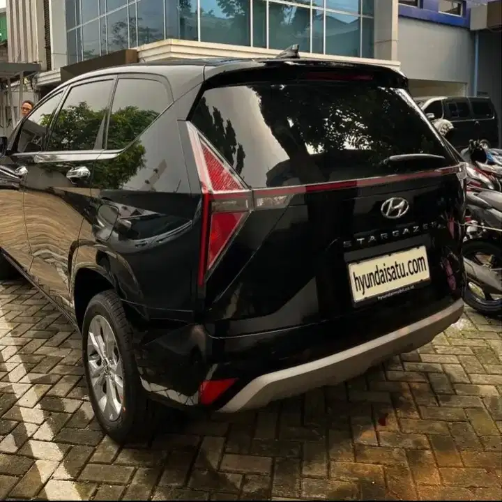 Hyundai Stargazer 2025 Bensin