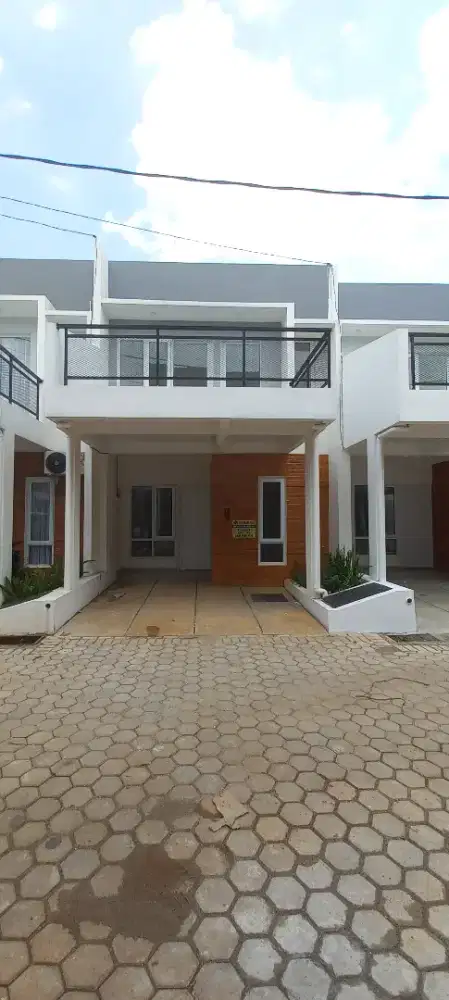 Disewakan /tahun Rumah 2 Lantai Di Grand Prestige Sawangan Depok
