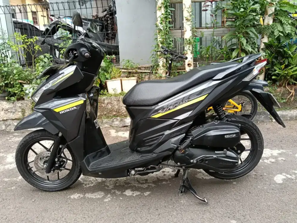 DIJUAL CASH HONDA VARIO 125 CBS ISS THN 2017 PAJAK IDUP SIAP PAKAI