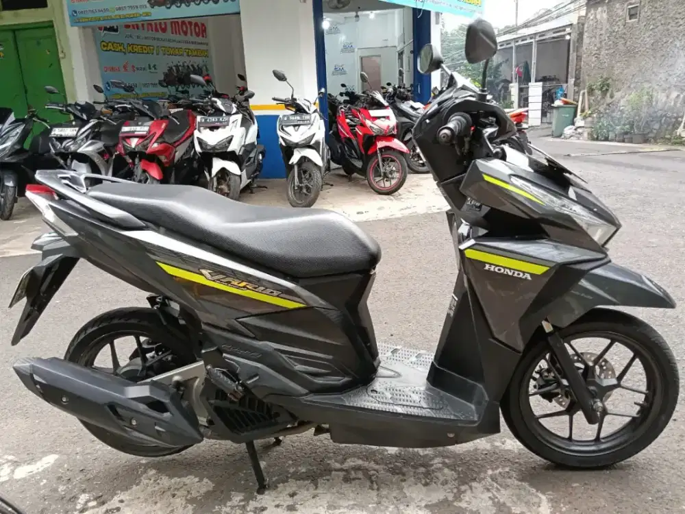 DIJUAL CASH HONDA VARIO 125 LED OLD CBS ISS THN 2017 PAJAK IDUP