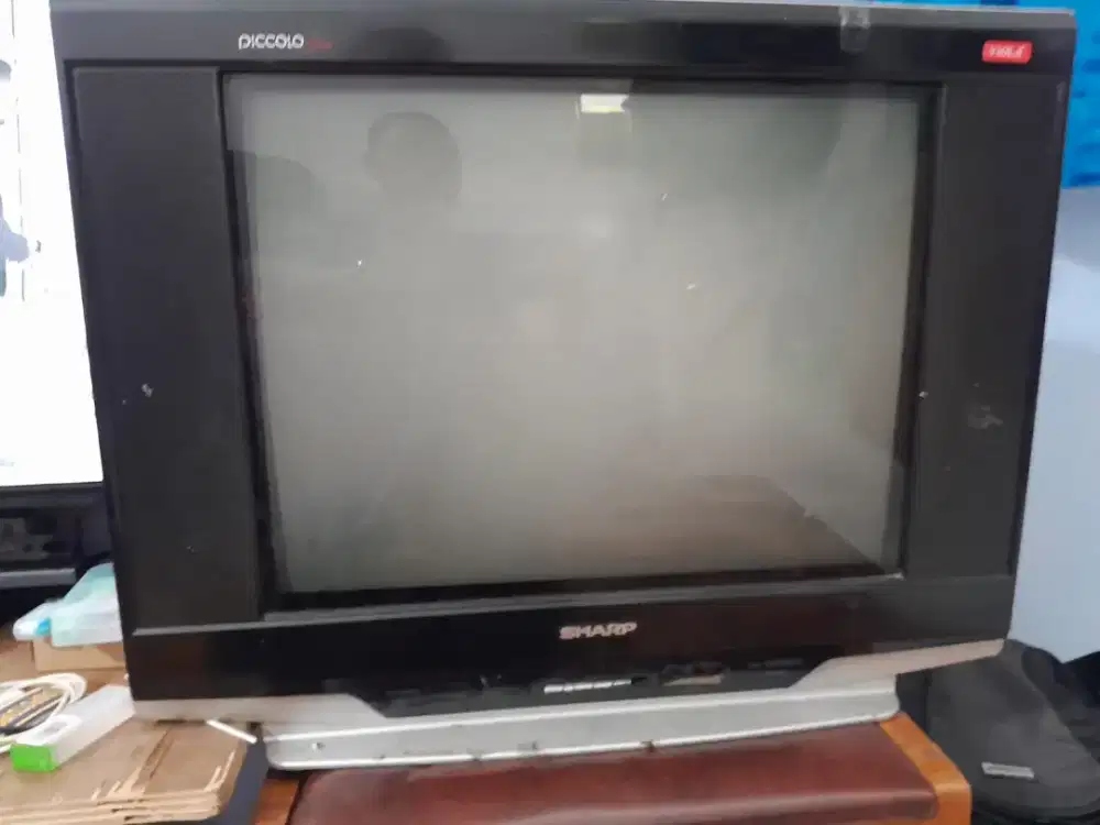 Tv LED tabung Sharp 21 inch
