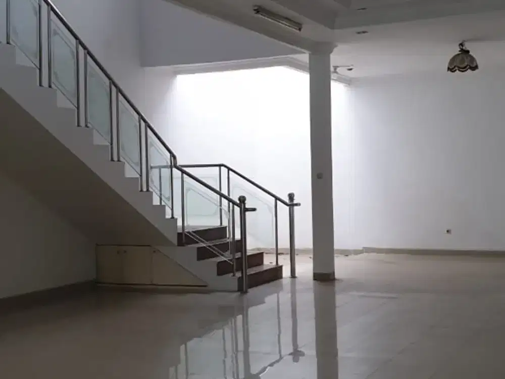 DIJUAL RUMAH GADING INDAH DI KELAPA GADING!