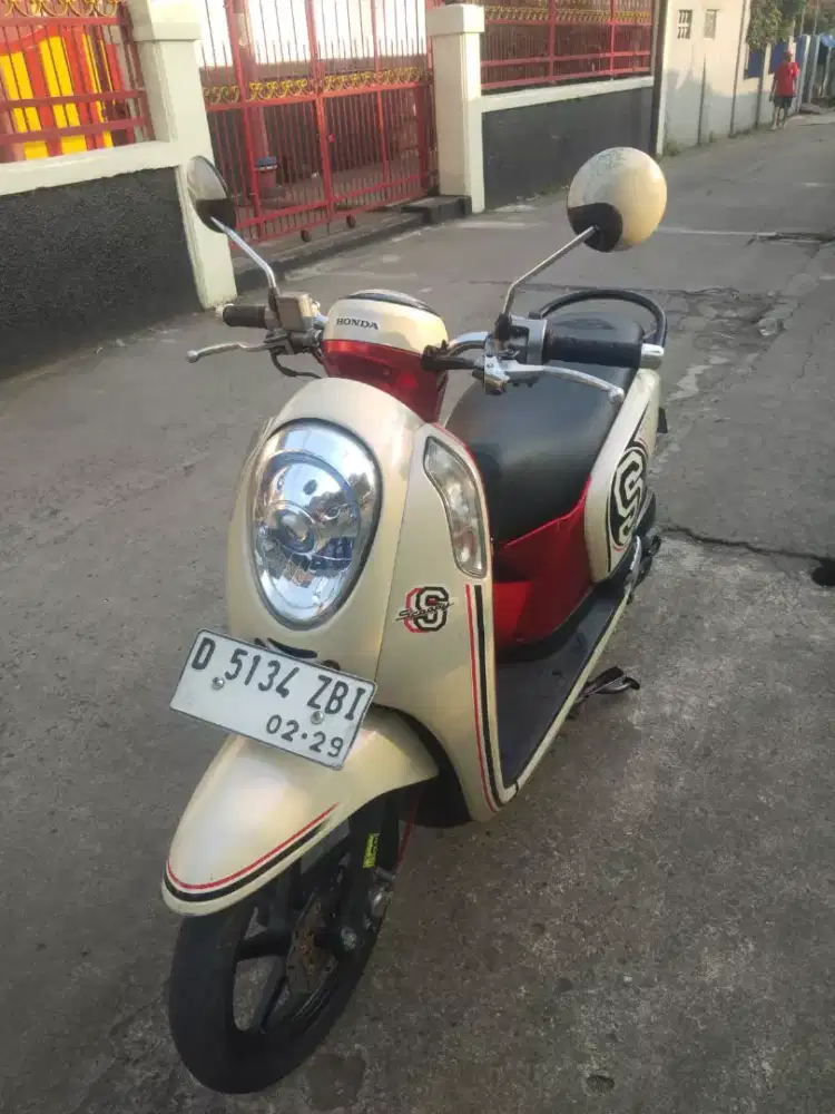 Scoopy 2014 Fi lengkap mulus joss