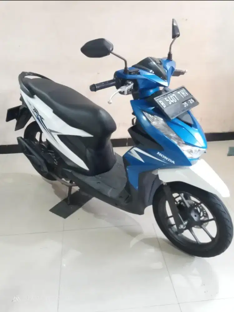 Honda Beat pajak panjang