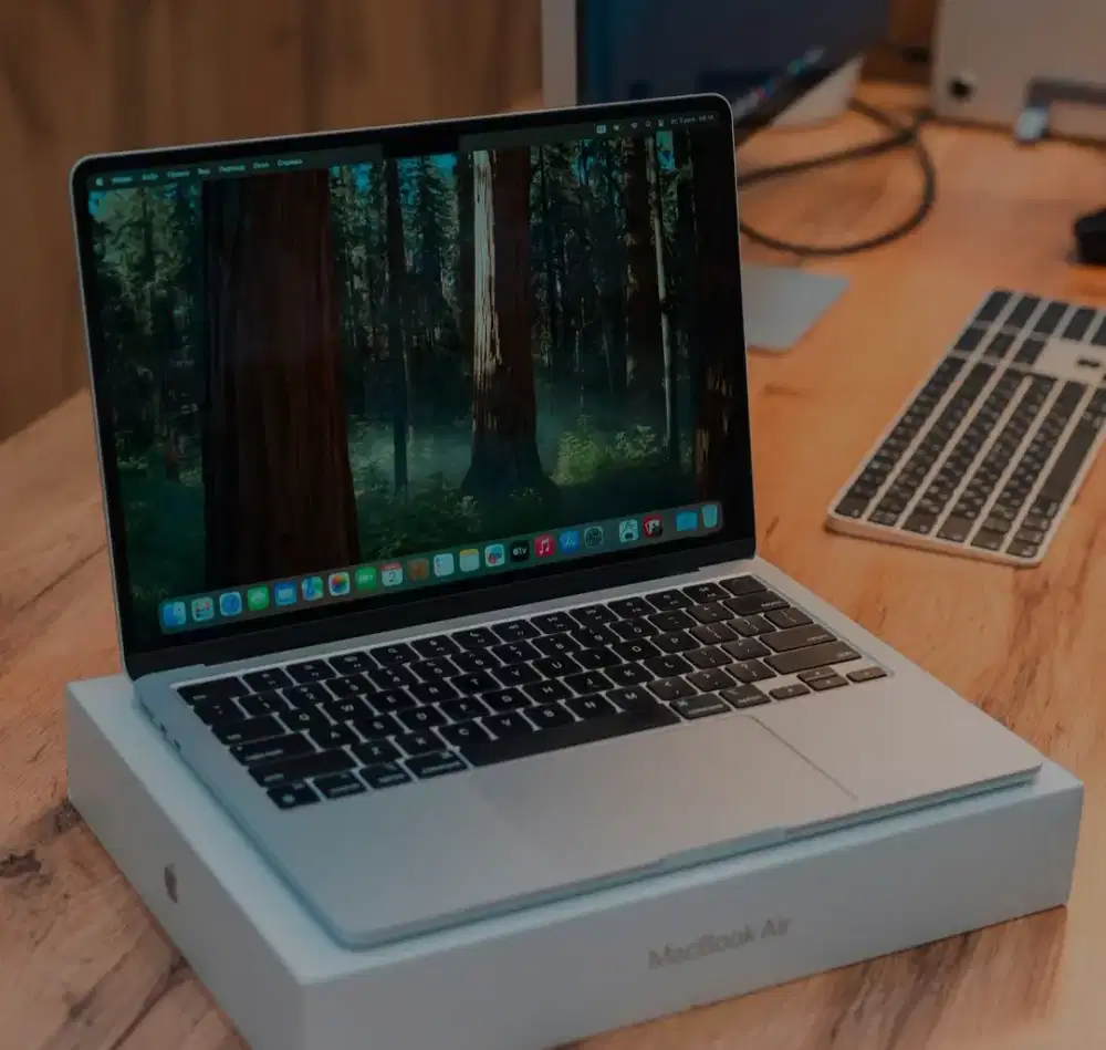 Terima Jual Beli Macbook Pro Air M1 M2 M3 M4 iPhone iPad Ditampung