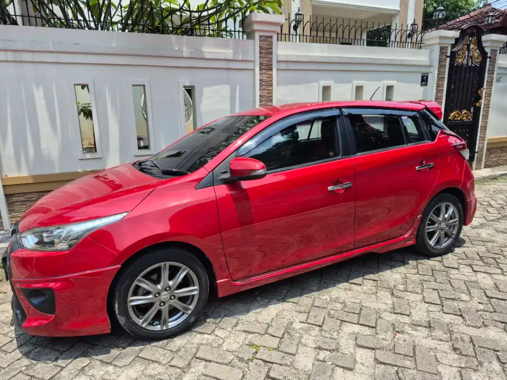 Yaris TRD Sportivo Merah Tahun 2015 Istimewa